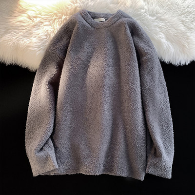 Vīriešu plīša džemperis ar ovālu kakla izgriezumu