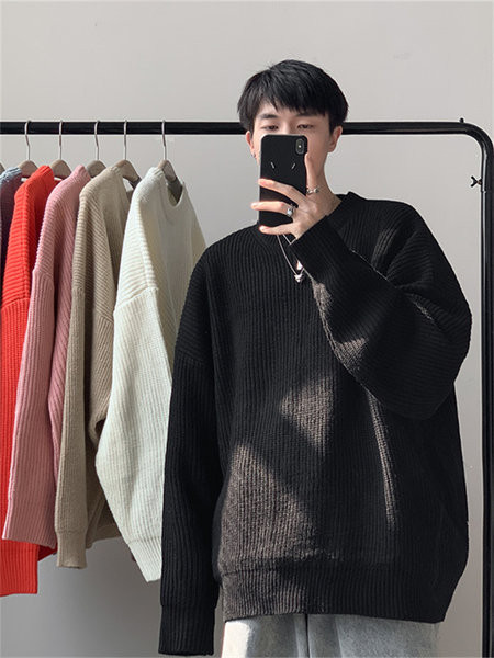 Vīriešu trikotāžas džemperis dažādās krāsās