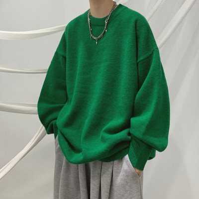 Ikdienas vīriešu džemperis ar apaļu apkakli - plats modelis