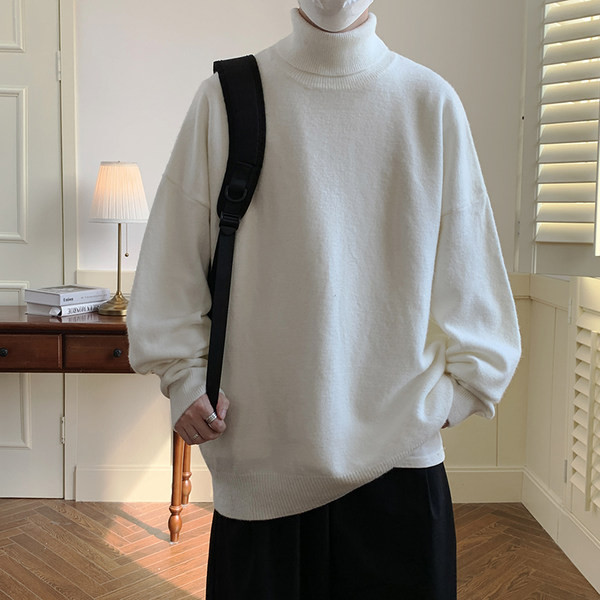 Μοντέρνο ανδρικό πουλόβερ με ψηλό γιακά πόλο