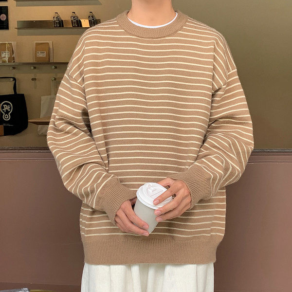 Muški prugasti pulover s okruglim izrezom