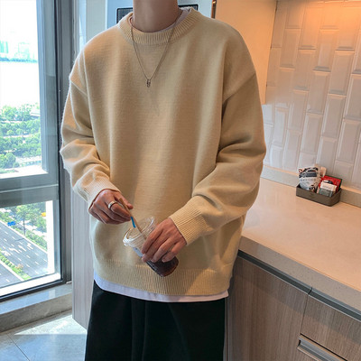 Μονόχρωμο ανδρικό πουλόβερ με οβάλ λαιμόκοψη και μακριά μανίκια