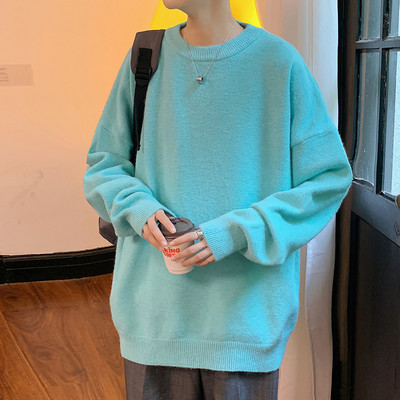 Μονόχρωμο ανδρικό πουλόβερ με λαιμόκοψη O και μακριά μανίκια