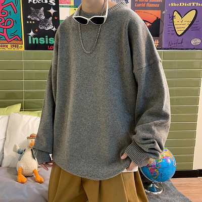 Ανδρικό πουλόβερ με χαλαρό σχέδιο με μακριά μανίκια και οβάλ λαιμόκοψη