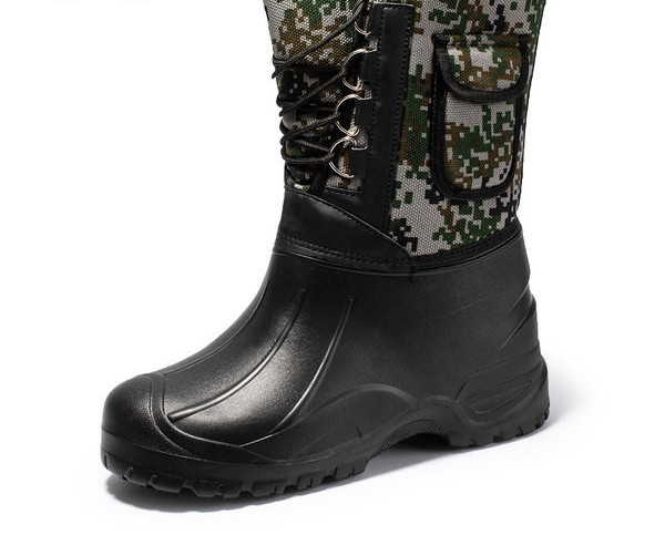 Vīriešu ziemas zābaki ar raupju zoli