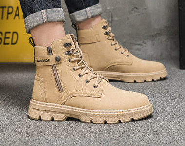 Vīriešu ikdienas zābaki ar uzrakstiem