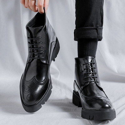 Eleganti vīriešu zābaki ar šņorēm