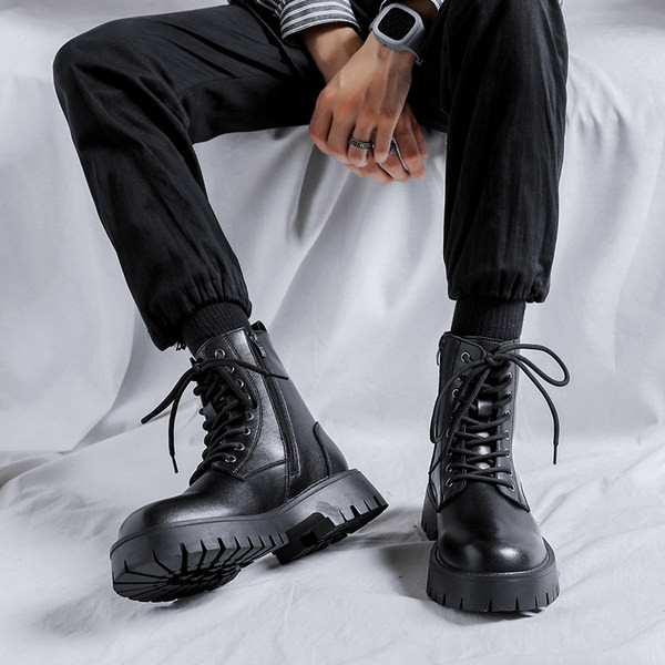 Vīriešu zābaki no eko ādas - ar šņorēm