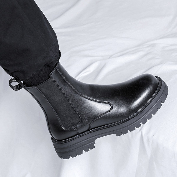 Tīri vīriešu zābaki