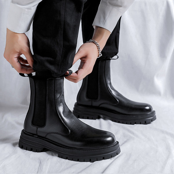 Tīri vīriešu zābaki