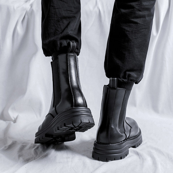 Tīri vīriešu zābaki