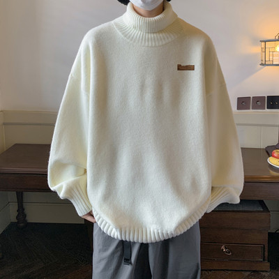 Ανδρικό εμπριμέ πουλόβερ με λαιμόκοψη