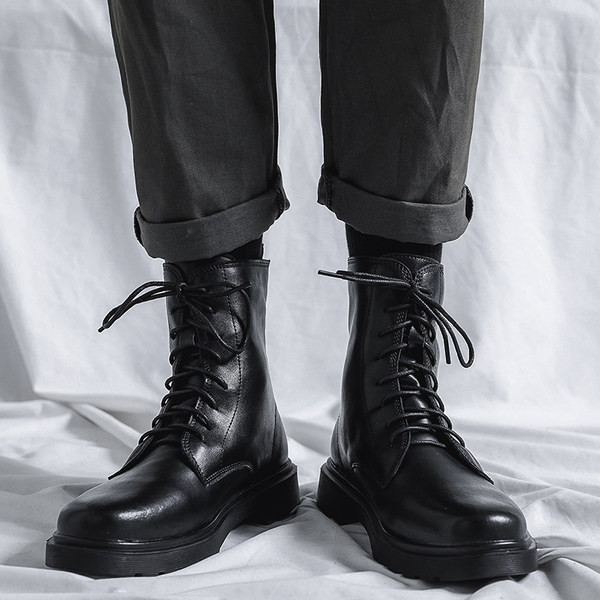 Muške čizme zaobljeni model