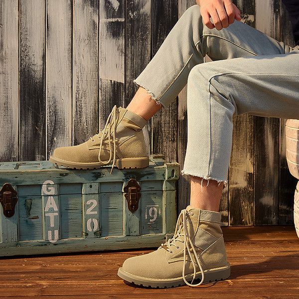 Jauns vīriešu zābaku modelis ar eko zamšādas šņorēm