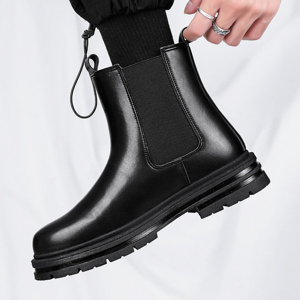 Vīriešu zābaki no mākslīgās ādas - melnā krāsā