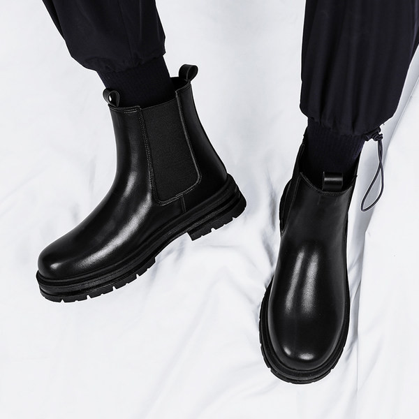 Vīriešu zābaki no mākslīgās ādas - melnā krāsā