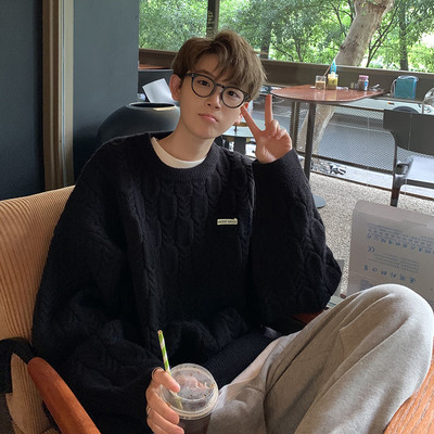 Ανδρικό πουλόβερ - με ανάγλυφη πλέξη