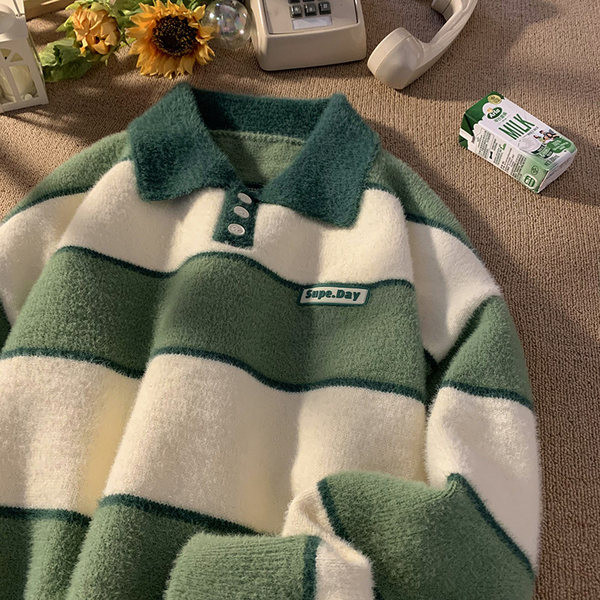 Muški zimski džemper sa klasičnom kragnom i natpisom