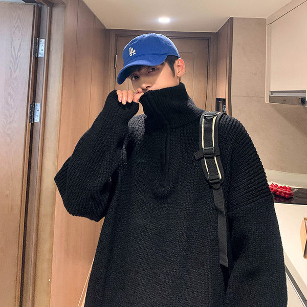 Φαρδύ μοντέλο ανδρικό πουλόβερ με ψηλό γιακά πόλο και φερμουάρ