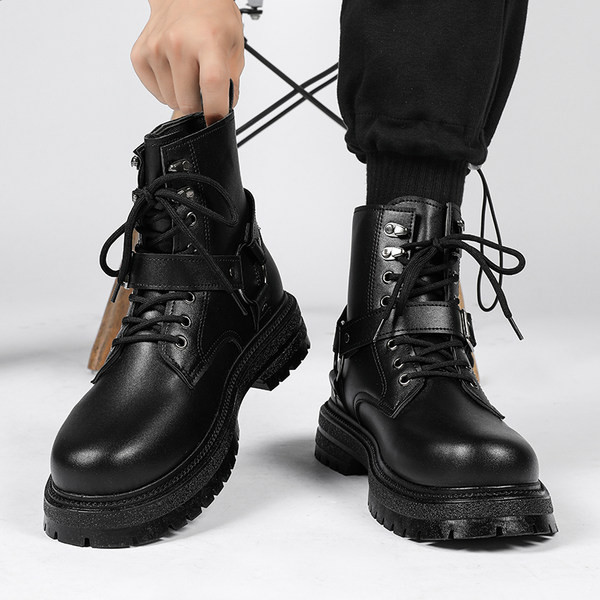 Vīriešu ziemas zābaki ar šņorēm un metāla sprādzi