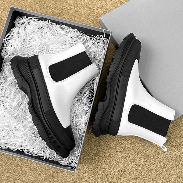 Muške čizme s grubim potplatom i elastikom