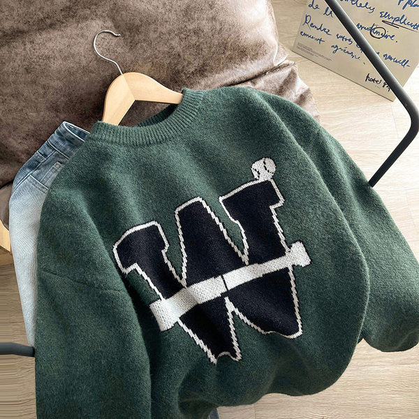 Ikdienas raksta vīriešu džemperis ar uzrakstu