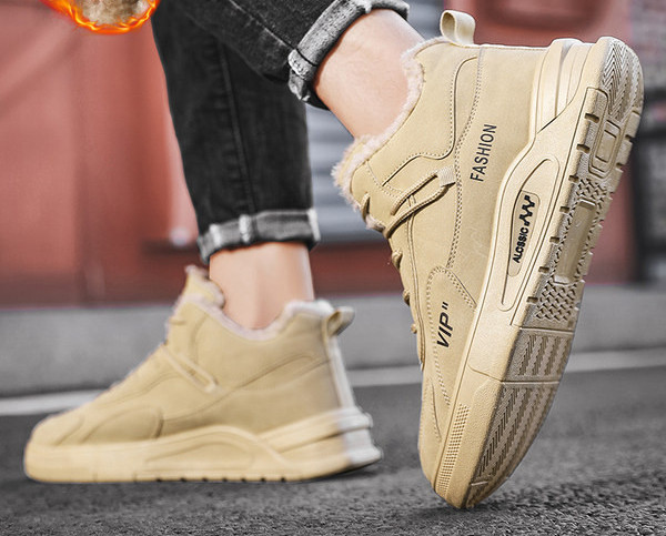 Zimske muške čizme s donjom postavom