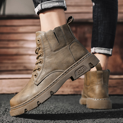 Muške kožne čizme s vezicama i grubim potplatom