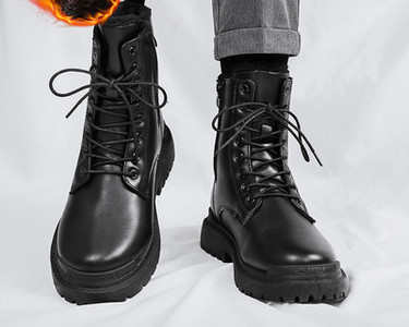 Νέο μοντέλο ανδρικών μπότες από οικολογικό δέρμα σε μαύρο χρώμα