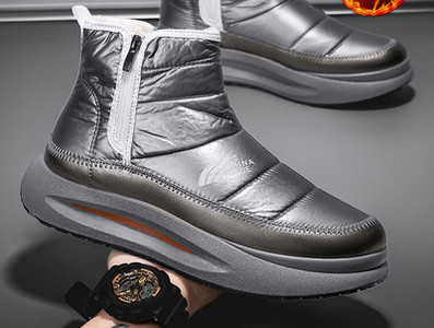 Jauna modeļa ziemas zābaki ar mīkstu oderi vīriešiem