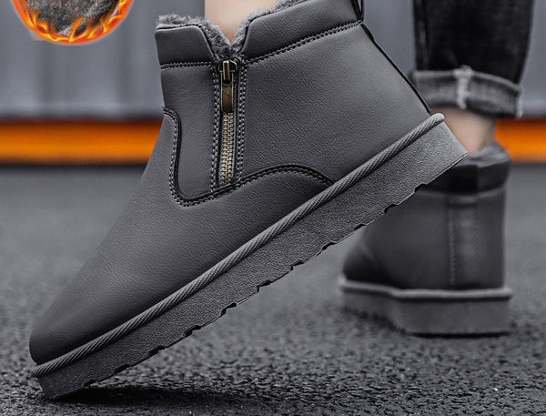 Zimske muške čizme s patentnim zatvaračem i podstavom