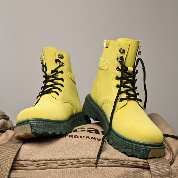 Muške jednobojne zimske čizme na vezanje u britanskom stilu