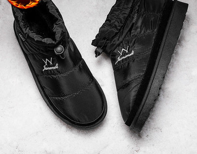 Flat sole winter boots for men