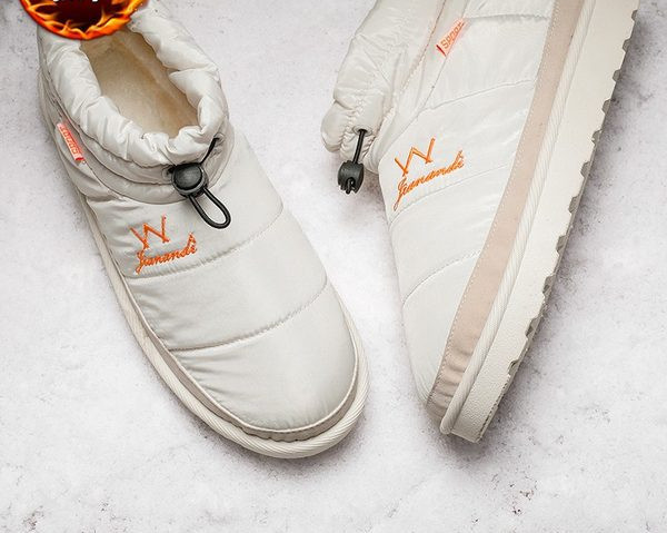 Lapos talpú téli csizma férfiaknak