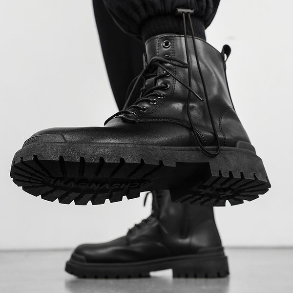 Ανδρικά μονόχρωμα μποτάκια με κορδόνια