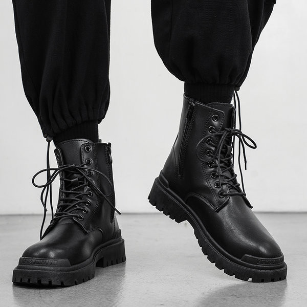 Ανδρικά μονόχρωμα μποτάκια με κορδόνια