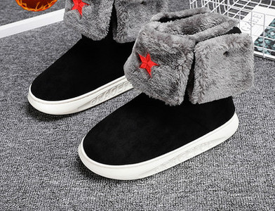 Muške zimske čizme s ravnim potplatom i puhom