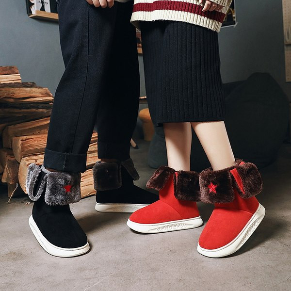 Muške zimske čizme s ravnim potplatom i puhom