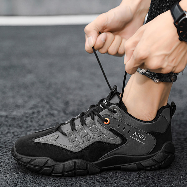 Ανδρικά αθλητικά παπούτσια με δαντέλα