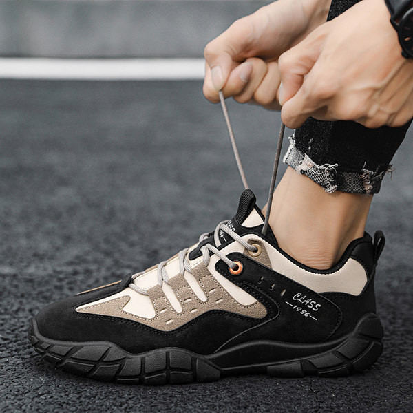 Ανδρικά αθλητικά παπούτσια με δαντέλα