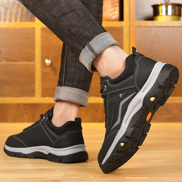 Νέο μοντέλο χειμερινών παπουτσιών με επίπεδη σόλα και κορδόνια για άνδρες