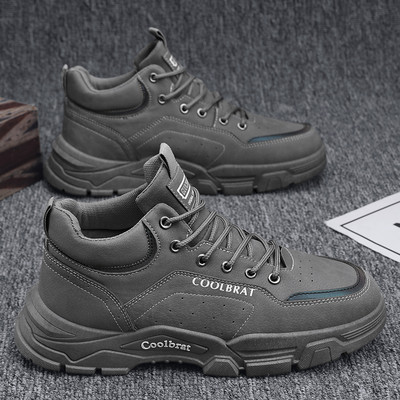 Vīriešu ikdienas ziemas apavi ar uzrakstiem un plakanu zoli