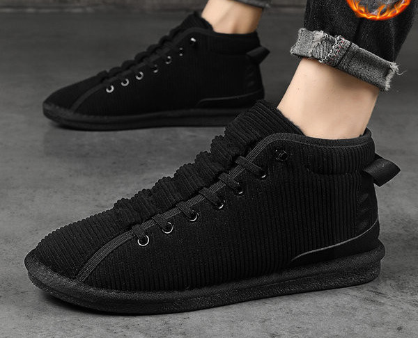 Zimske muške tenisice s postavom