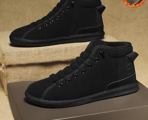 Zimske muške tenisice s postavom