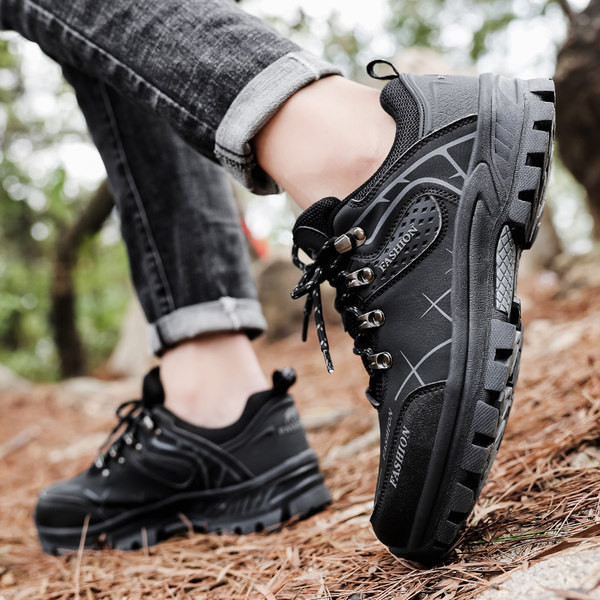 Casual ανδρικά παπούτσια - με επιγραφή