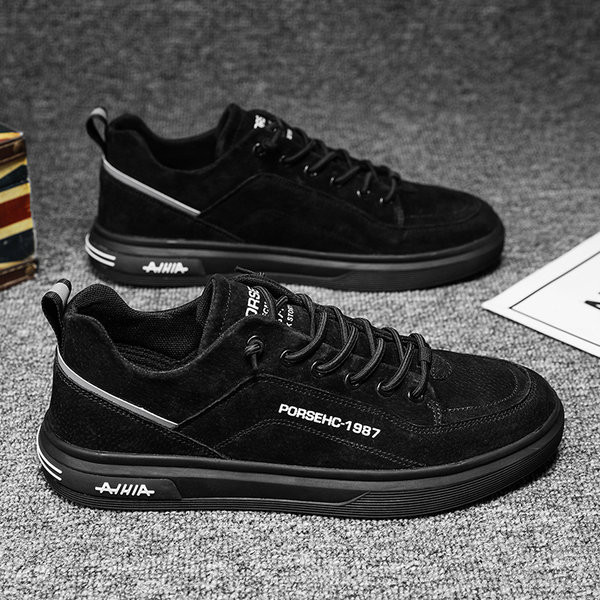 Vīriešu kedas - zamšādas ar uzrakstu