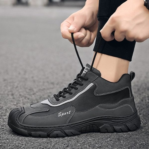 Ανδρικά χειμερινά παπούτσια - με επιγραφή