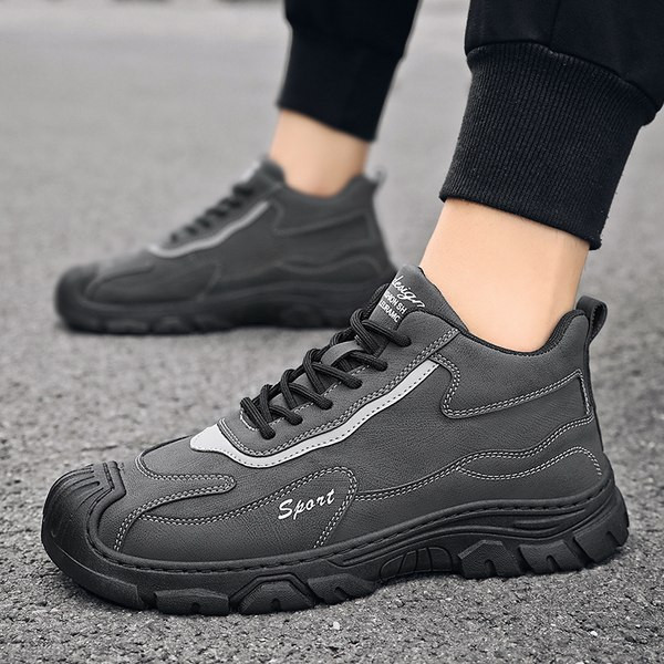 Ανδρικά χειμερινά παπούτσια - με επιγραφή