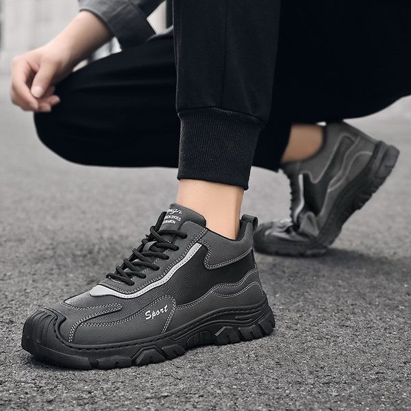 Ανδρικά χειμερινά παπούτσια - με επιγραφή