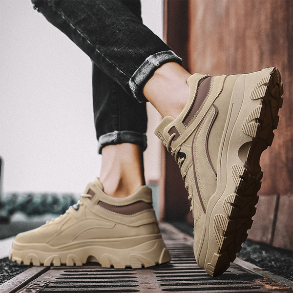 Ανδρικά sneakers με τραχιά σόλα